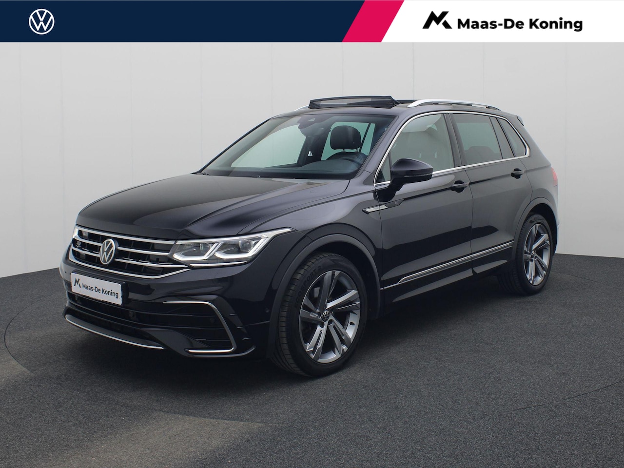 Volkswagen Tiguan - 1.5TSI/150PK R-Line DSG · Panoramdak · Navigatie · Camera + Parkeersensoren - AutoWereld.nl