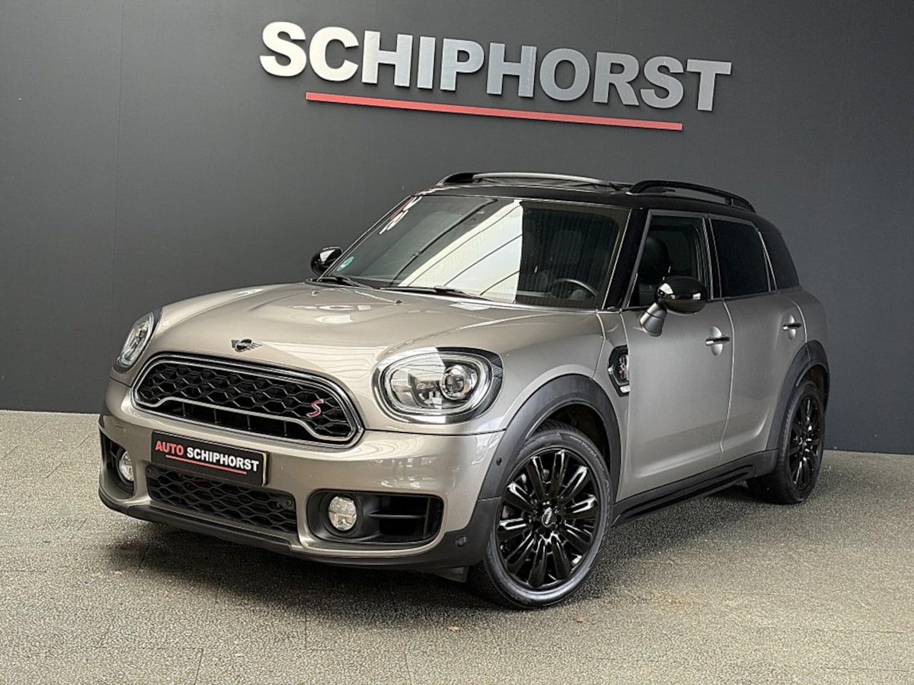 MINI Countryman - Cooper S 2.0 192 pk Mini Head-up/Panoramadak/trekhaak/leer - AutoWereld.nl