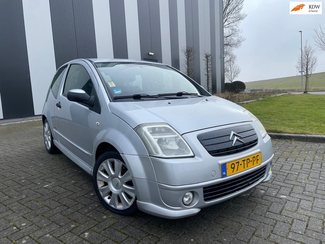 Citroën C2 - 1.6i-16V VTS 122PK Airco-Lmv-Elekpakket-2 Sleutels - AutoWereld.nl