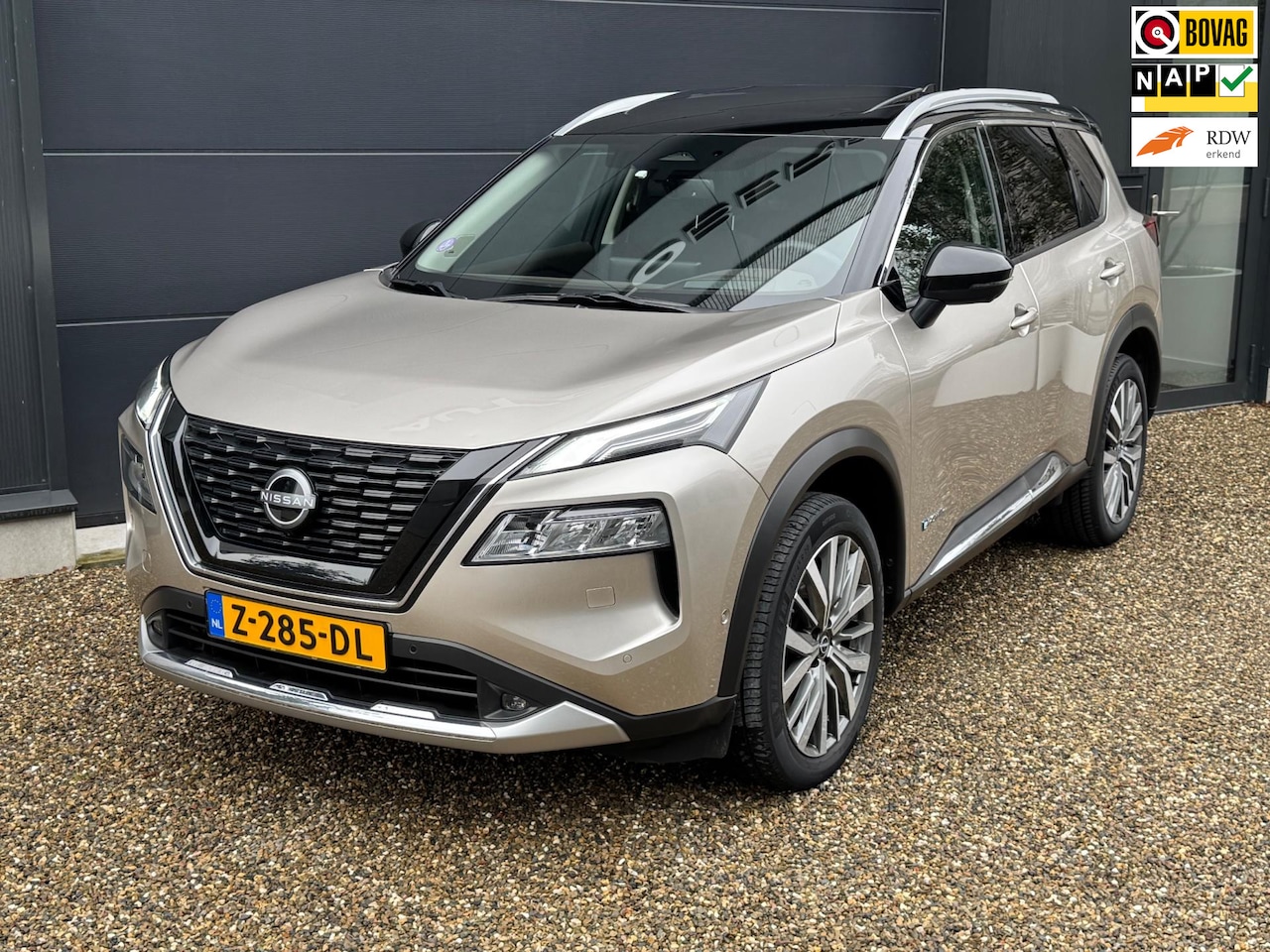 Nissan X-Trail - 1.5 e-4orce TEKNA PLUS 4WD 7-persoons | Trekhaak | Pano | Leer - AutoWereld.nl