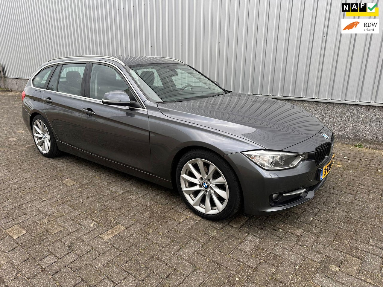 BMW 3-serie Touring - 320d EfficientDynamics Edition High Executive 320d EfficientDynamics Edition High Executive - AutoWereld.nl
