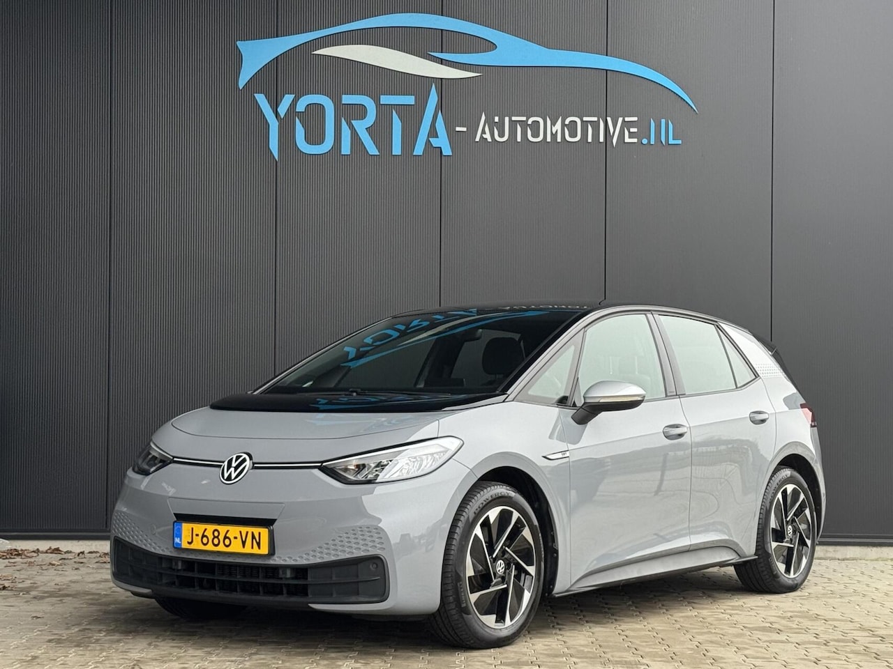 Volkswagen ID.3 - First 58 kWh NL AUTO*94% SOH*STUUR- STOELVERW. - AutoWereld.nl
