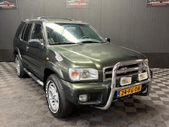 Nissan Pathfinder - 3.3 V6 | Pano | Clima | 4x4 | Nieuwe APK |