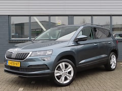 Skoda Karoq - 1.0 TSI Style DSG | sportstoelen | virtual cockpit | stoelverwarming | elektrische achterk