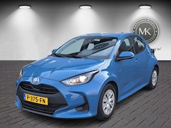 Toyota Yaris - 1.5 VVT-i Active, Airco, Camera achter, Dab, Navigatie, Bluetooth