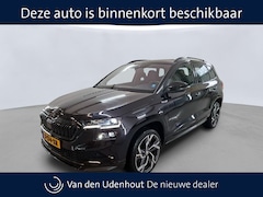 Skoda Karoq - 1.5 TSI ACT Sportline Business Pano Navi Digital Cockpit Stoel/Stuurverw. LED Android/Carp
