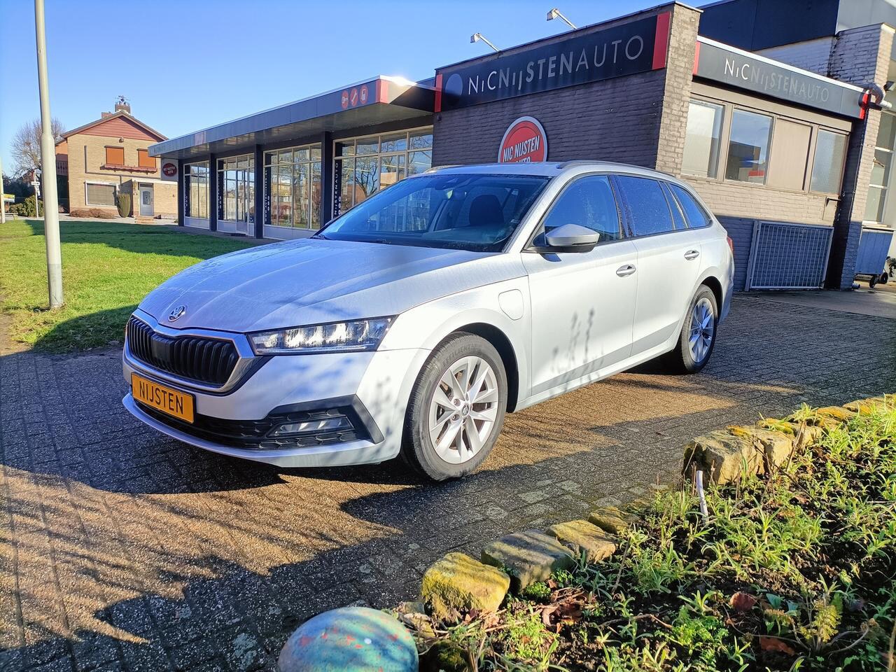 Skoda Octavia Combi - 1.4 Tsi IV PHEV , Navi, Dig.Dis,Trekhaa - AutoWereld.nl