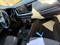 Kia Stonic - 1.0 T-GDi DynamicLine Bouwjaar: 2019 Kilometerstand: Slechts 63.000 km (NAP km, gegarandeerd originele kilometer