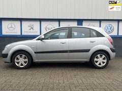 Kia Rio - 1.4 X-tra 2006 128000km NWE.APK 3495EU
