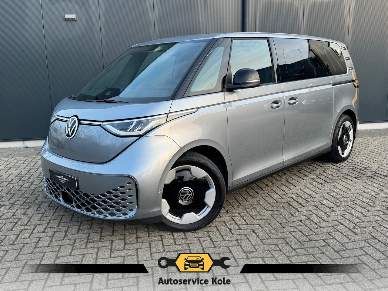 Volkswagen ID. Buzz - Pro 86 kWh LWB 6prs. * Camera * El. Schuifdeuren * Stoelverwarming * Adaptieve Cruise Cont - AutoWereld.nl