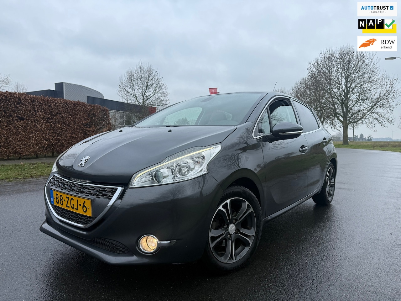 Peugeot 208 - 1.4 VTi Griffe NAVI/CLIMA/NAP/APK/LEER - AutoWereld.nl