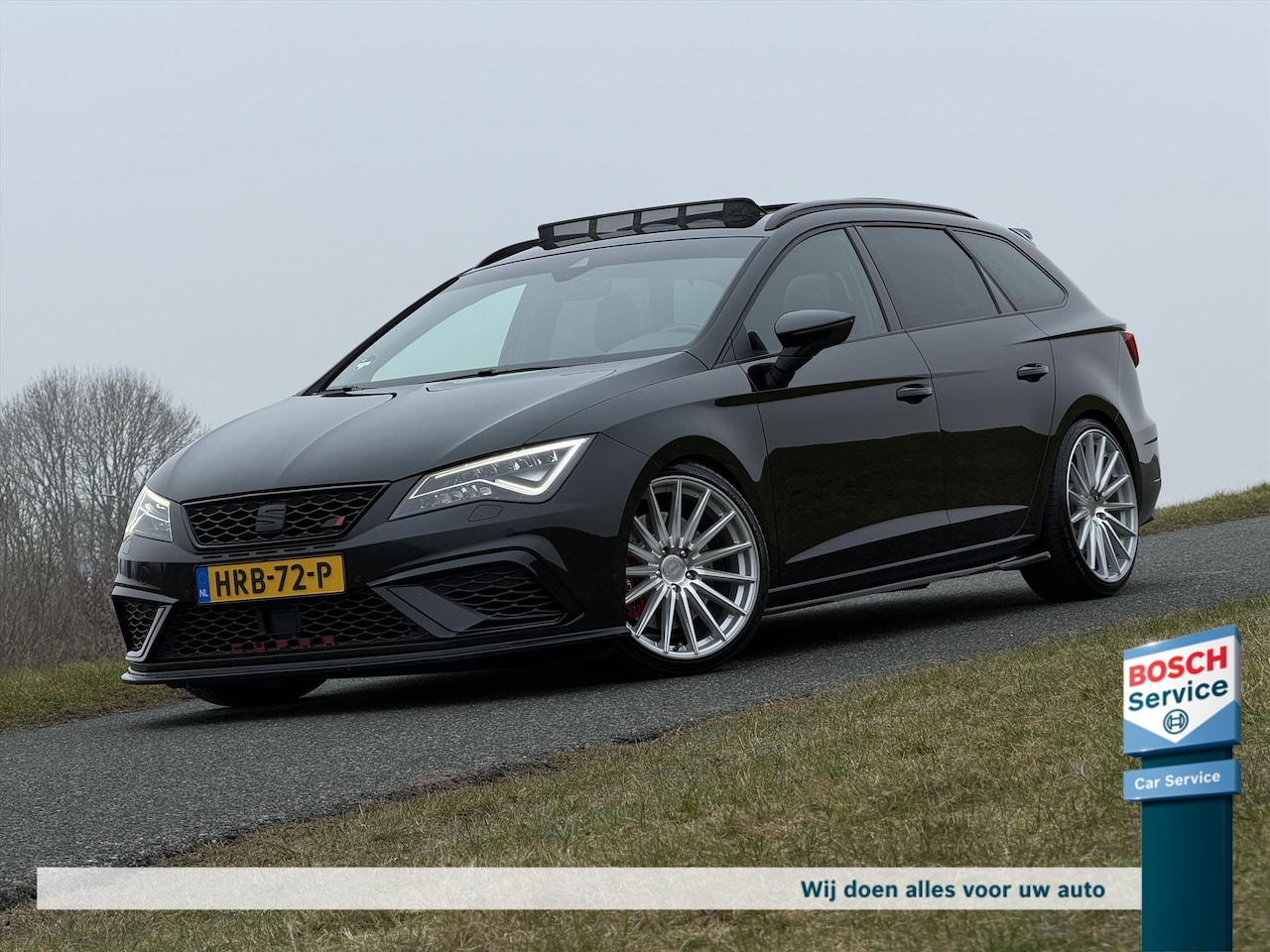 SEAT Leon ST - - 2.0 TSI CUPRA 4DRIVE 350PK / Pano / KW Schroefset / Sfeer / Seat Sound / Keyless / Full - AutoWereld.nl