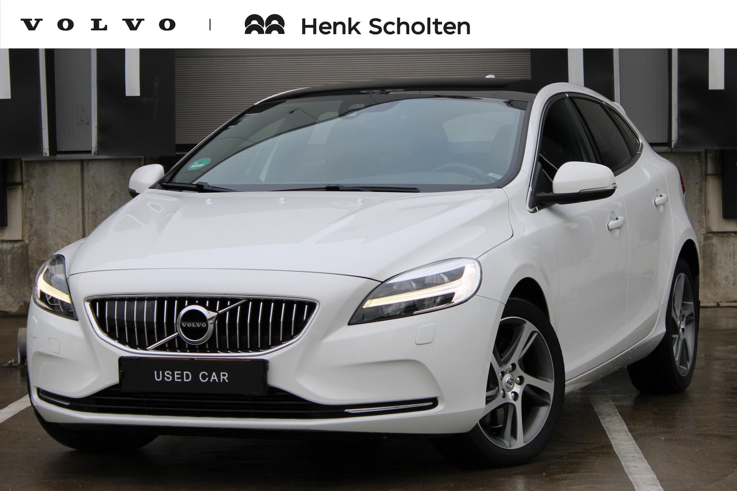 Volvo V40 - T5 Inscription | Panorama dak | Elektrische stoel met memory | Schakel flippertjes | Parke - AutoWereld.nl