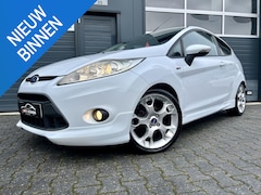 Ford Fiesta - 1.6 INDIVIDUAL *LEER*ECC*ST-LINE*17”LMV