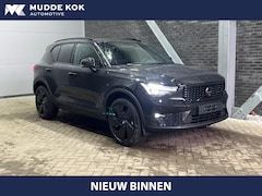 Volvo XC40 - B3 Ultra Black Edition | Panoramadak | ACC | Trekhaak | 360° Camera | Stoel+Stuurverwarmin