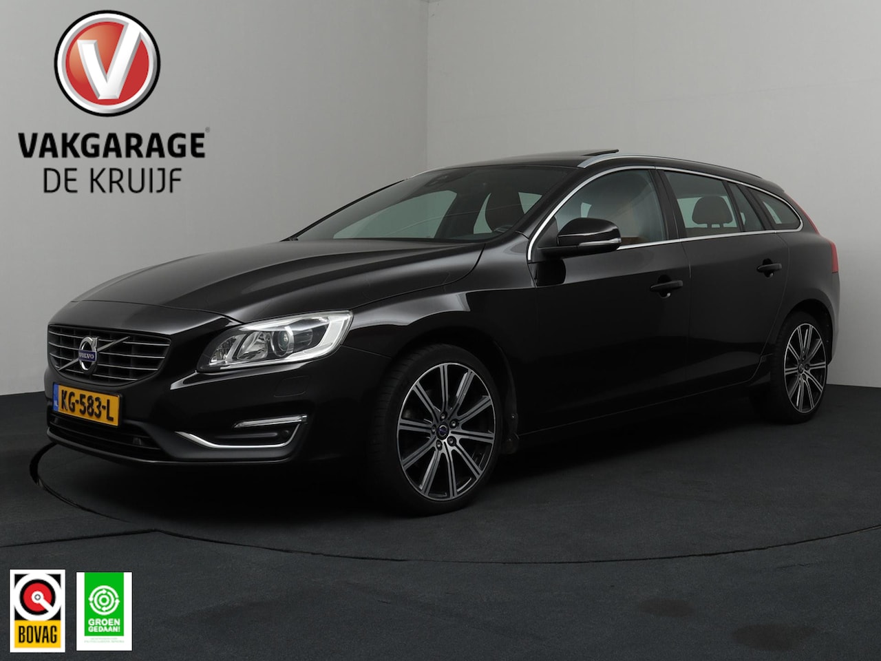 Volvo V60 - 2.0 T4 Summum 190PK | Cruise Control | Schuifkantel-dak | Camera! - AutoWereld.nl