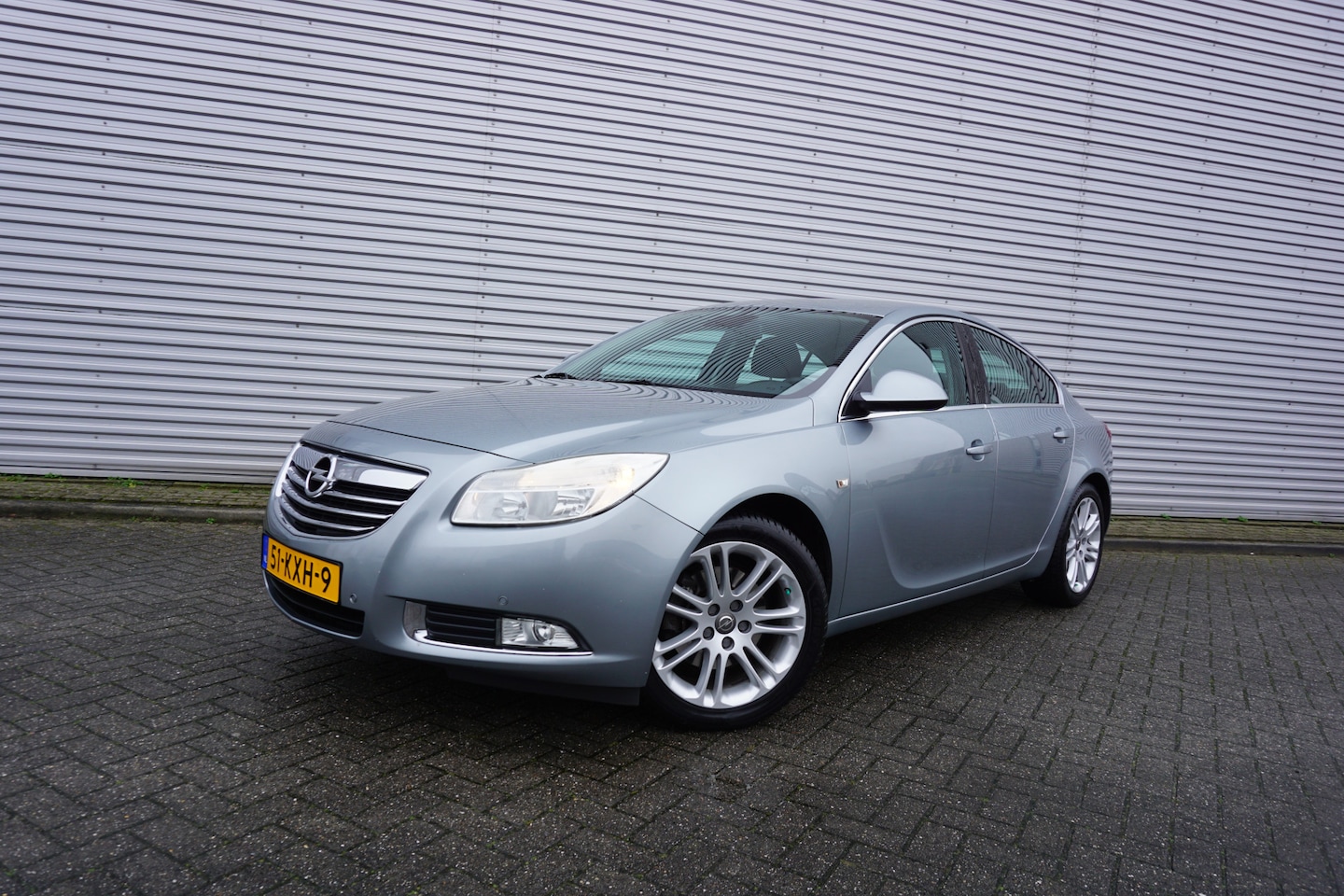 Opel Insignia - 2.0 T Edition AUTOMAAT - Climate / Navi / Cruise / leder / Parkeersens. / Trekhaak / NAP - AutoWereld.nl