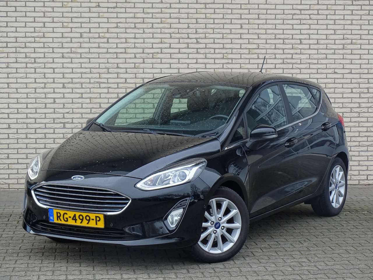 Ford Fiesta - 1.0 Turbo 100pk Titanium Automaat | Cruise. | Dealeronderhouden | Eerste Eigenaar! | Voorr - AutoWereld.nl