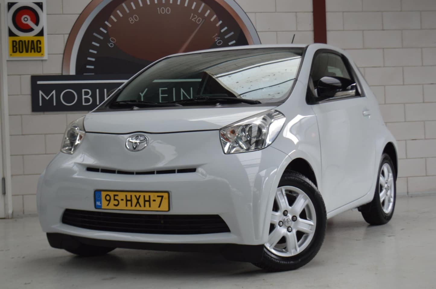 Toyota iQ - 1.0 VVTi Airco, beurt gehad, Nieuwe Banden, APK, GARANTIE - AutoWereld.nl