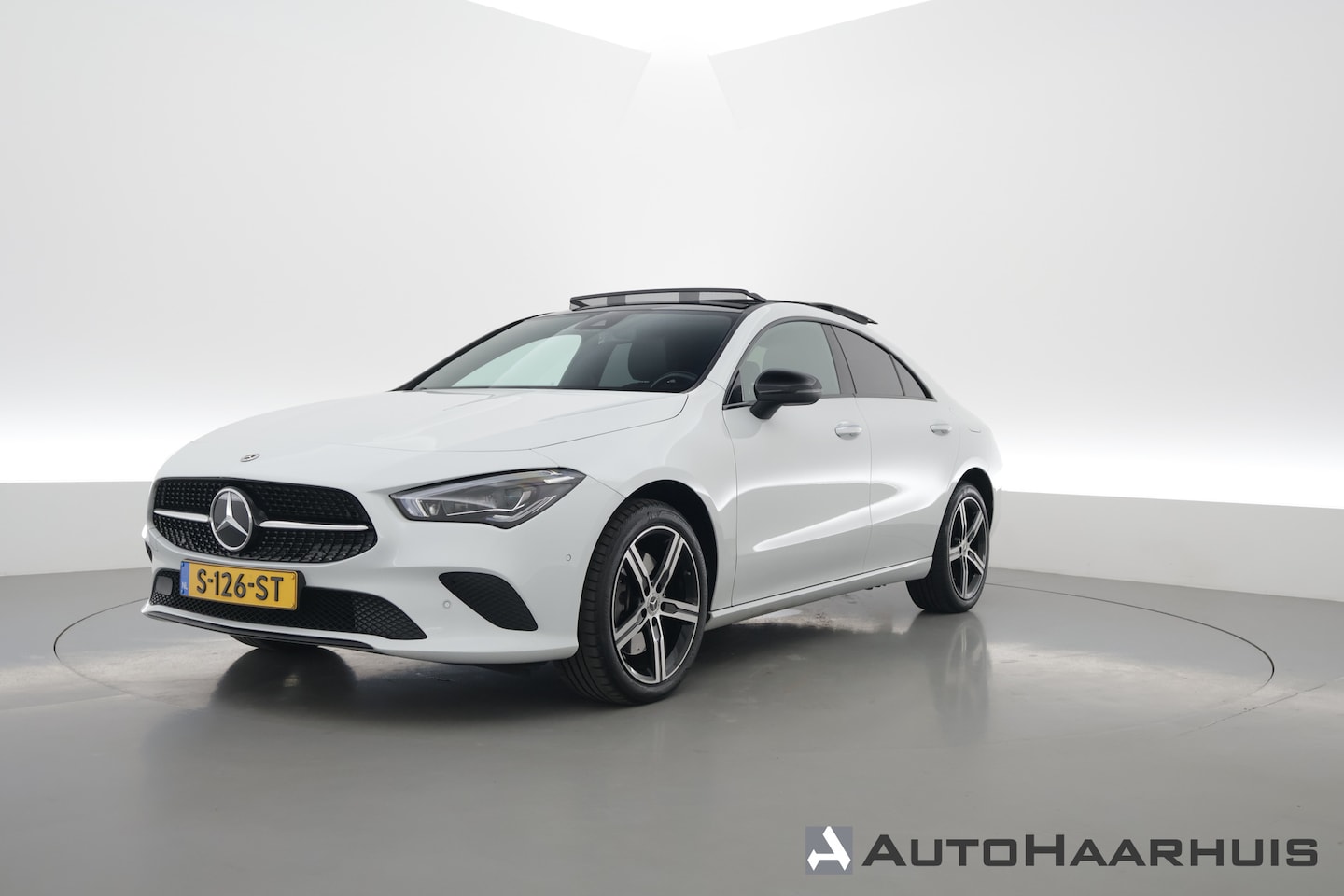 Mercedes-Benz CLA-Klasse - 250 e Luxury Line | Pano | Elek. Trekhaak | Dig. Cockpit | Cruise | Stoelverw. | Camera | - AutoWereld.nl