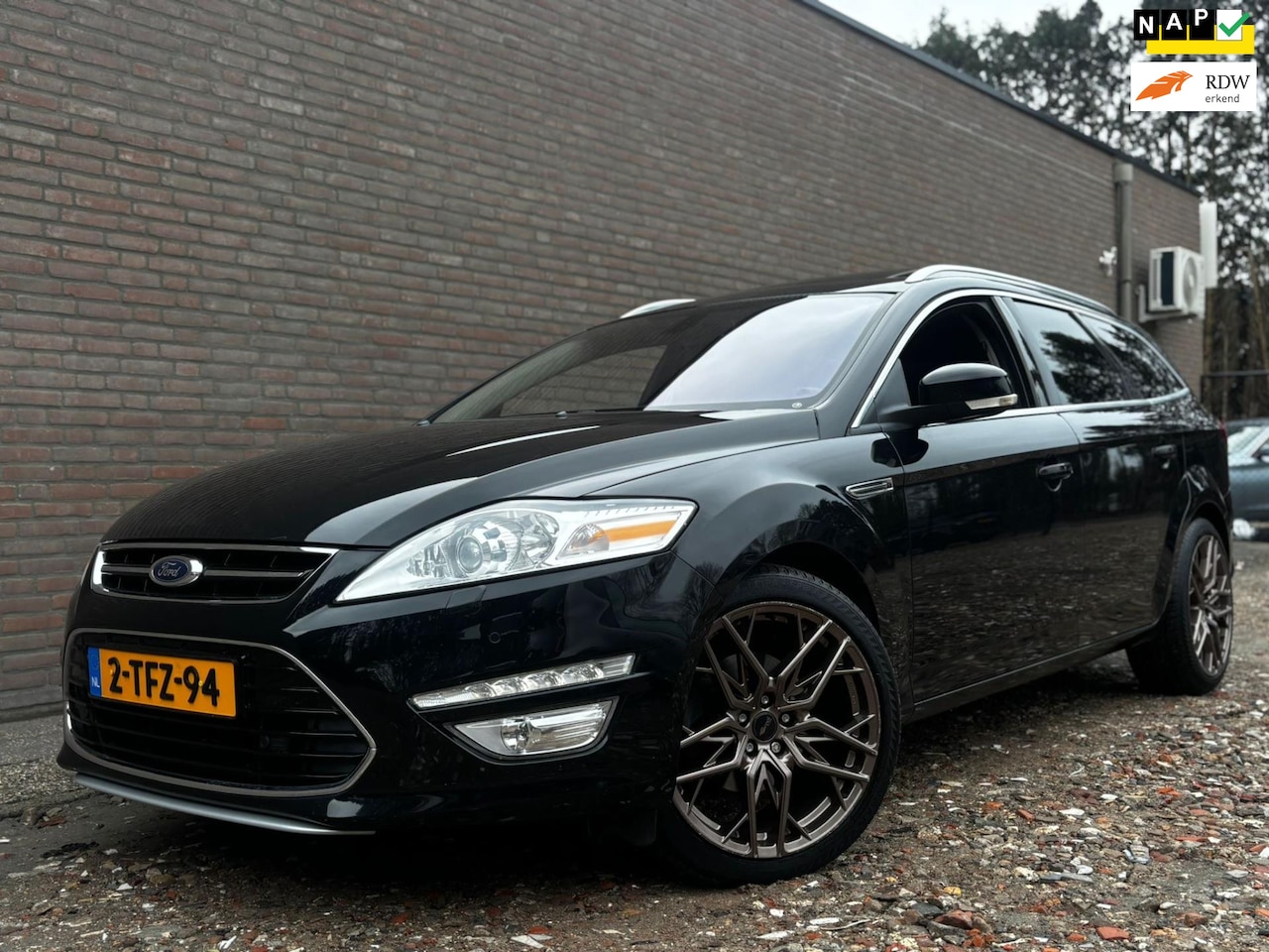 Ford Mondeo Wagon - 1.6 EcoBoost  Platinum 1.6 EcoBoost Platinum - AutoWereld.nl