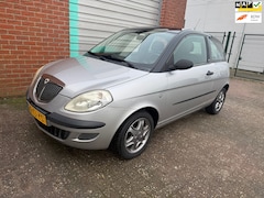 Lancia Y(psilon) - Ypsilon 1.2 Argento 3-deurs Airco Bj:2006 NAP