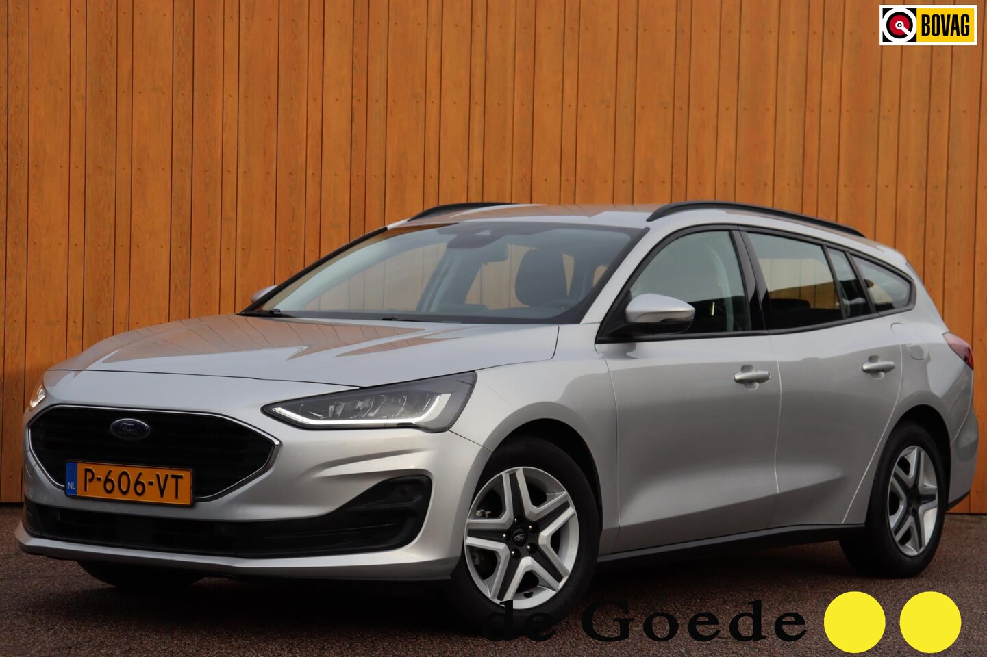 Ford Focus Wagon - 1.0 EcoBoost Hybrid Connected org.NL - AutoWereld.nl