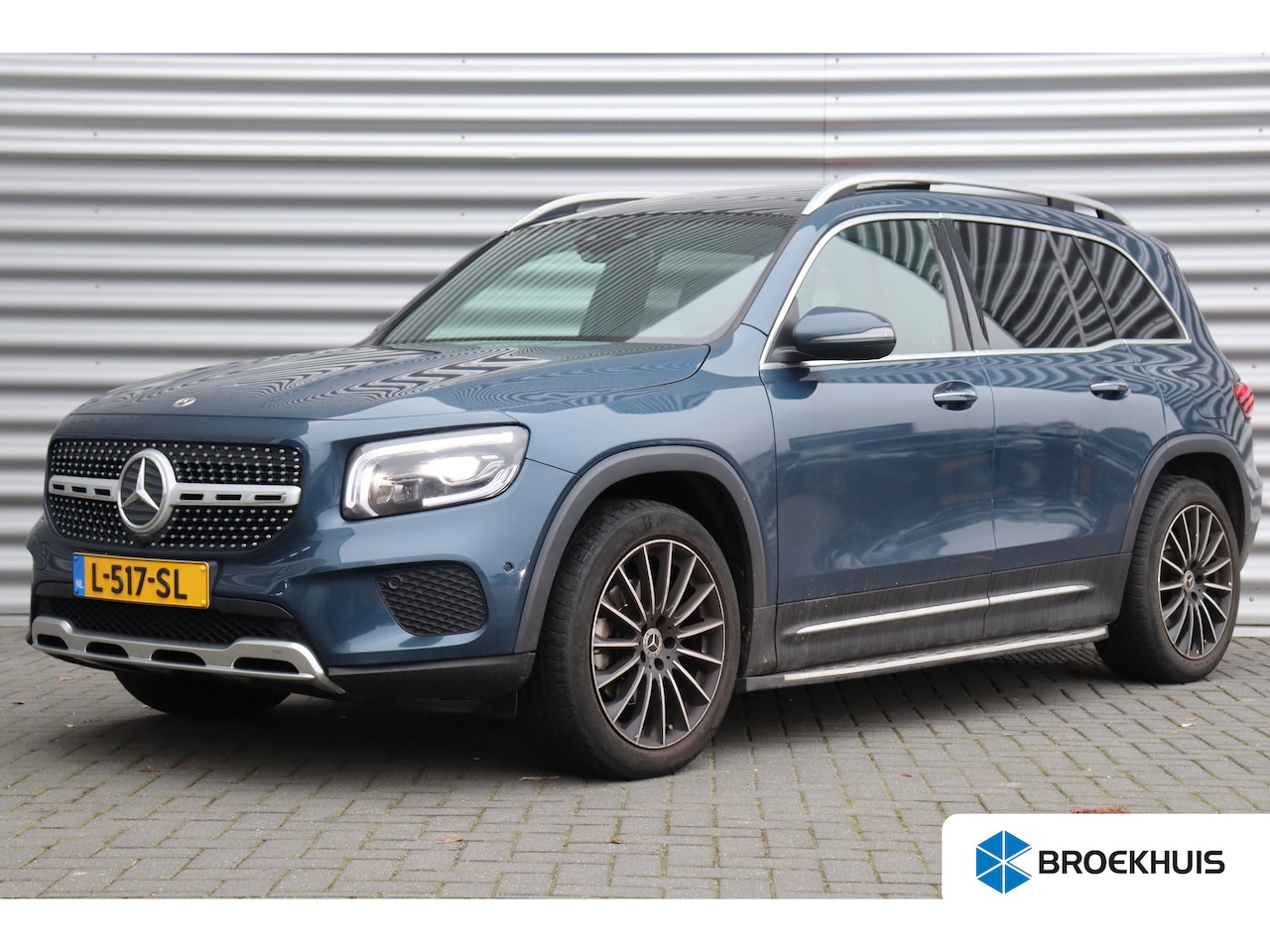 Mercedes-Benz GLB - 7-ZITS 200 163PK BUSINESS SOLUTION LUXURY AUTOMAAT / NAVI / LEDER / CLIMA / FULL-LED / PDC - AutoWereld.nl