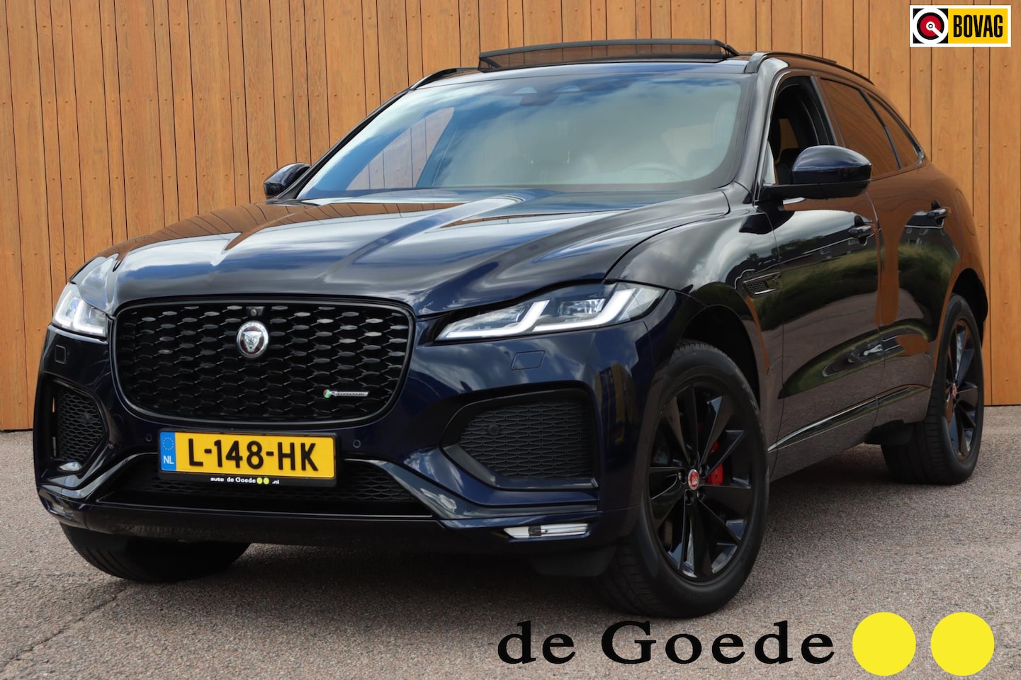 Jaguar F-Pace - 2.0 P400e PHEV R-Dynamic S org.NL schuifdak trekhaak meridiaan - AutoWereld.nl