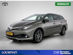 Toyota Auris - 1.8 Hybrid Trend | Panorama dak | Trekhaak |
