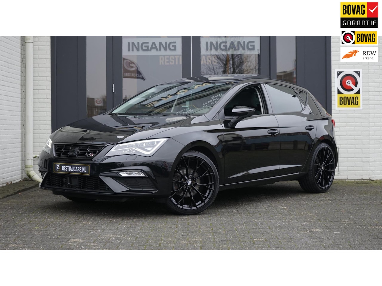SEAT Leon - 1.5 TSI FR Ultimate Edition Black AUTOMAAT-ACC-ALCANTARA-BEATS-CAMERA-FULL LED-KEYLESS-LED - AutoWereld.nl