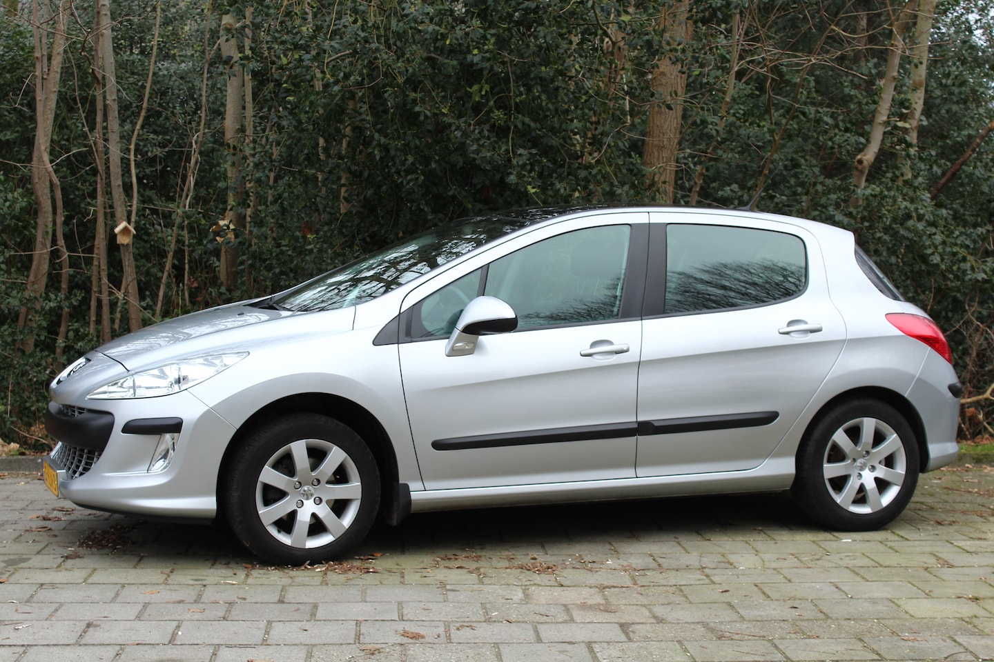 Peugeot 308 - 1.6 VTi XS zeer nette auto!cruise/climate control - AutoWereld.nl