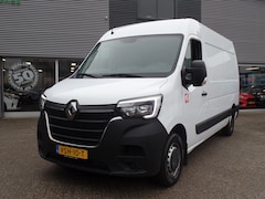 Renault Master - T35 2.3 dCi 135 L2H2 Comfort Navigatie, Cruise controle, Elek ramen/ spiegels, Achteruitri