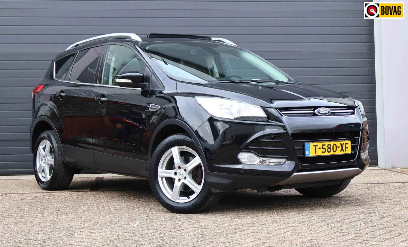 Ford Kuga - 1.6 Titanium Pano/Navi/Clima/Leder/Trekhaak - AutoWereld.nl