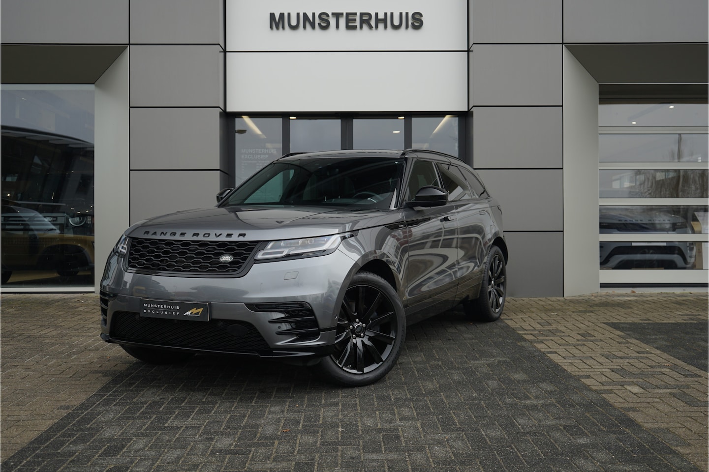Land Rover Range Rover Velar - 2.0 P300 Turbo AWD R-Dynamic SE | Adaptieve Cruise Control | Cold Climate Pack | Elektr. P - AutoWereld.nl