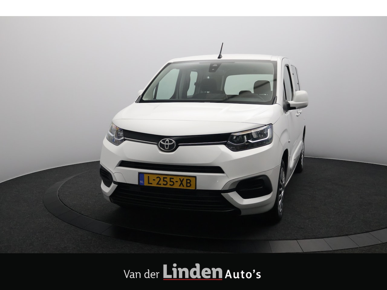 Toyota ProAce City Verso - 1.2 Turbo Professional | Navigatie | Carplay&Android | Cruise - AutoWereld.nl