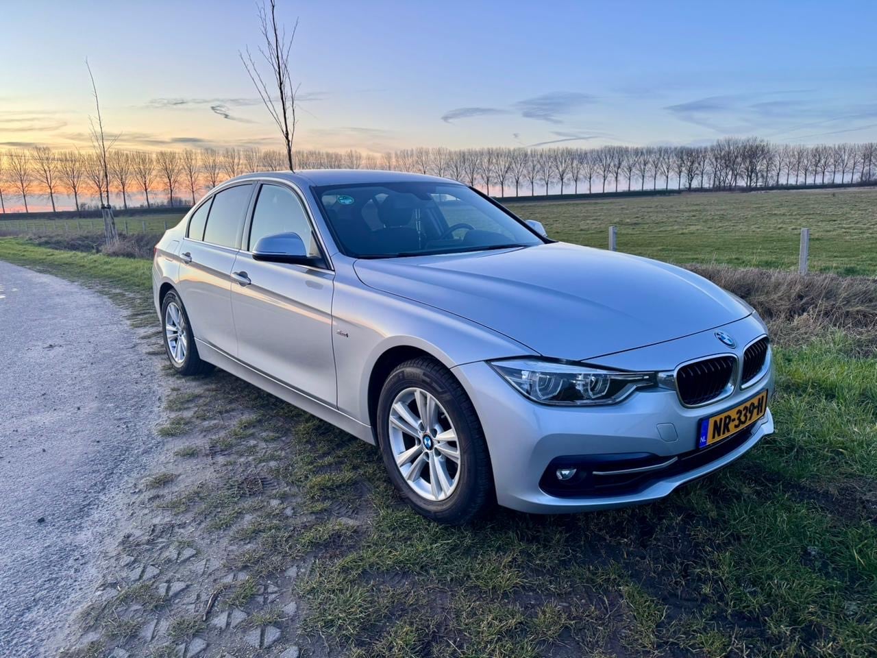 BMW 3-serie - 318i Executive - AutoWereld.nl