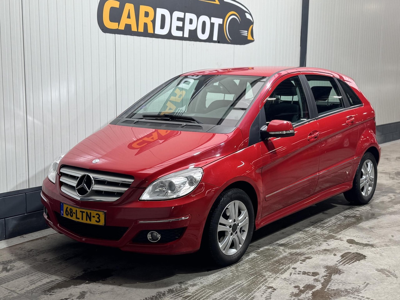 Mercedes-Benz B-klasse - 200 Zeer Netjes Automaat trekhaak Airco - AutoWereld.nl