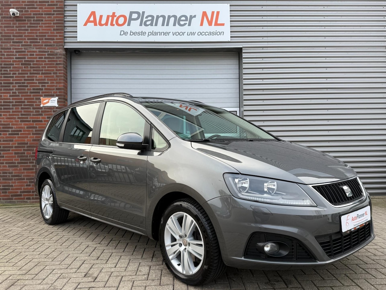 SEAT Alhambra - 1.4 TSI Style! Camera! Cruise! Navi! 7-Pers.! - AutoWereld.nl