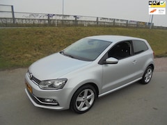 Volkswagen Polo - Polo 1.2 TSI benzine airco lmv navigatie pdc