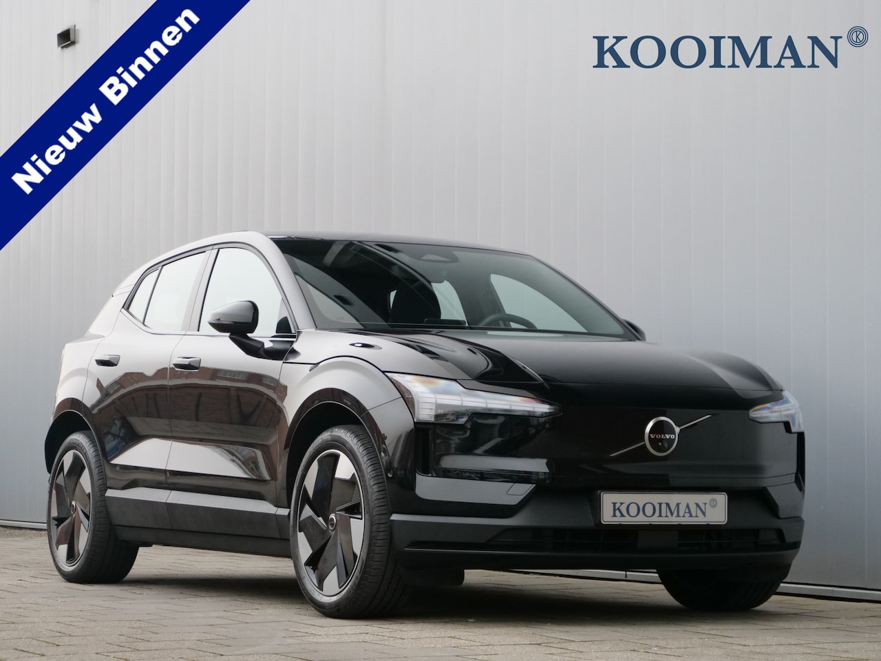 Volvo EX30 - Single Motor Extended Range Ultra 69 kWh 272 Pk Automaat Navi / Pano-dak / Leer / 2 x Came - AutoWereld.nl