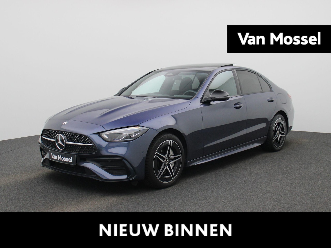 Mercedes-Benz C-klasse - 300 e AMG Line | Automaat | Panoramadak | Climate Control | Navigatie | Apple Carplay / An - AutoWereld.nl