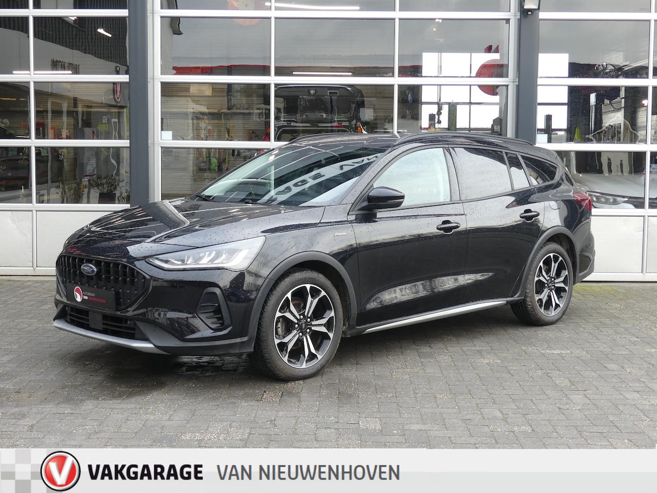 Ford Focus Wagon - 1.0 EcoBoost Hybrid Active Style *t/m 10de bouwjaar garantie! - AutoWereld.nl