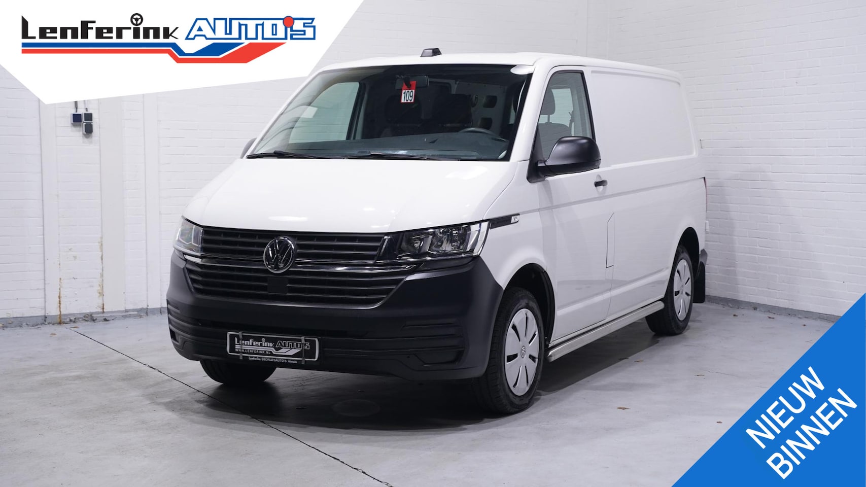 Volkswagen Transporter - 2.0 TDI 110 pk L1H1 Navi, Camera, Airco Laadruimte Pakket, 3-Zits - AutoWereld.nl