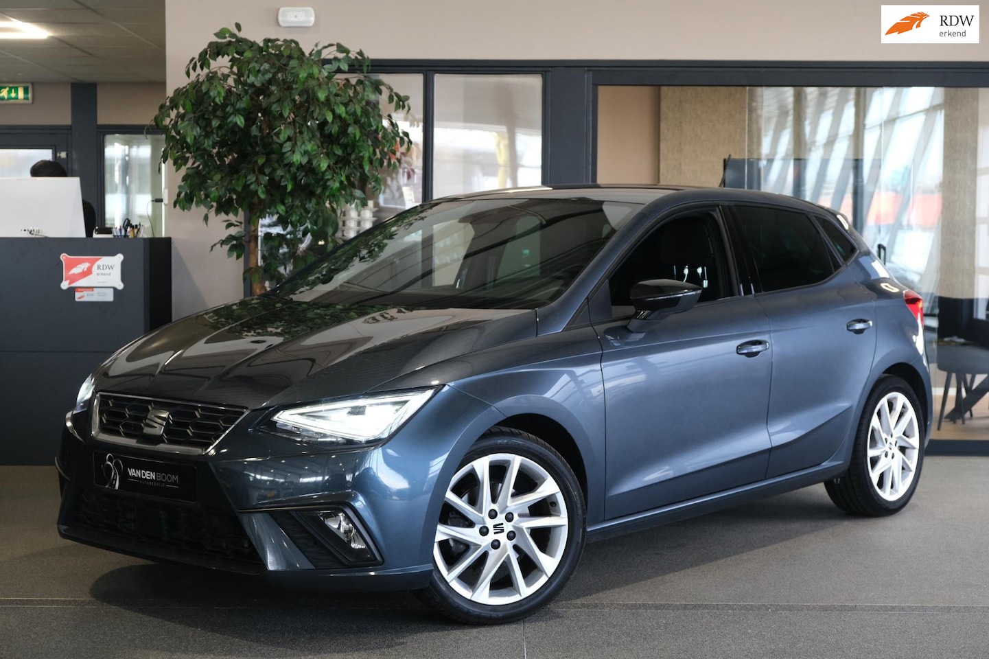 SEAT Ibiza - 1.0 EcoTSI FR 110PK DSG Facelift Led Navi Virtual ACC Kessy - AutoWereld.nl