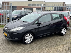 Ford Fiesta - 1.4 Trend 5 deurs 97PK NL AUTO NAP 2e eigenaar Airco l MTF-stuur l Trekhaak l Elek pakket