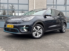 Kia e-Niro - ExecutiveLine 64 kWh | 1E EIGENAAR | WINTERPAKKET