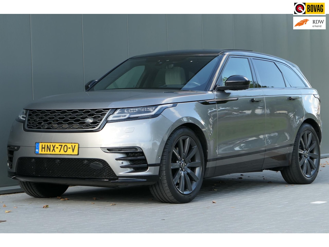 Land Rover Range Rover Velar - 3.0 V6 SC AWD First Edition Luchtvering Panorama Stoelverkoeling HUD - AutoWereld.nl