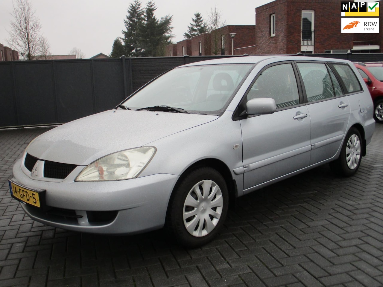 Mitsubishi Lancer Station Wagon - 1.6 Inform Silver Airco 1e Eig 178 dkm !! - AutoWereld.nl