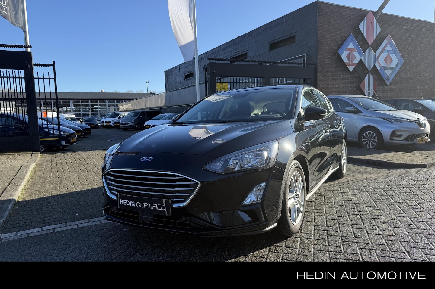 Ford Focus - 1.0 EcoBoost Hybrid Trend Edition Business | Winter Pack | Achteruitrijcamera - AutoWereld.nl